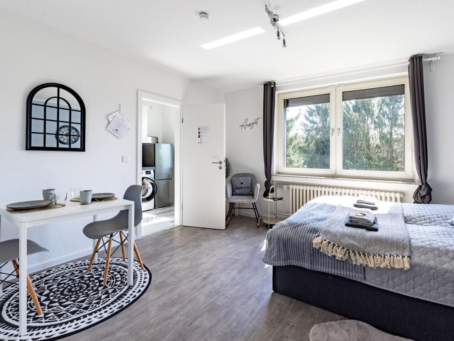 Vaz Apartments E01 Kueche, Tv, Netflix, Ca 15 Min Messe U Hbf Essen Exteriör bild